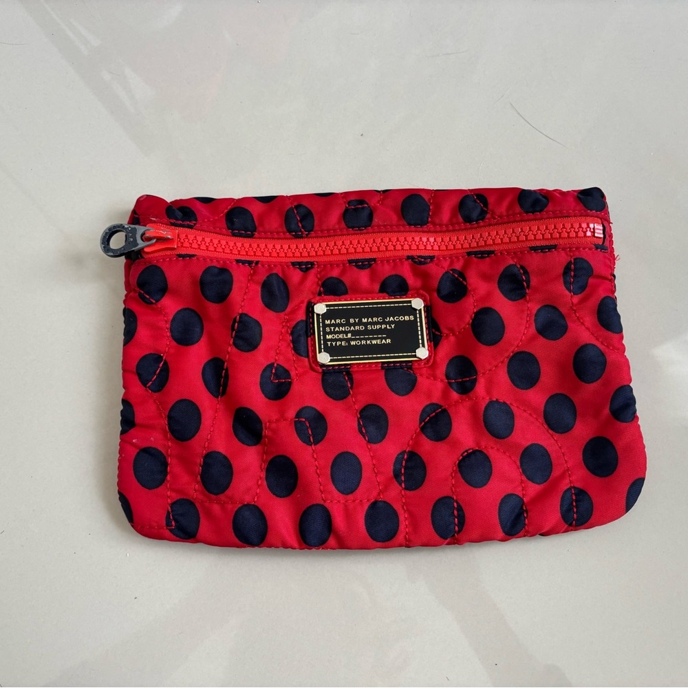 Marc Jacobs red with dots padded clutch in Nylon